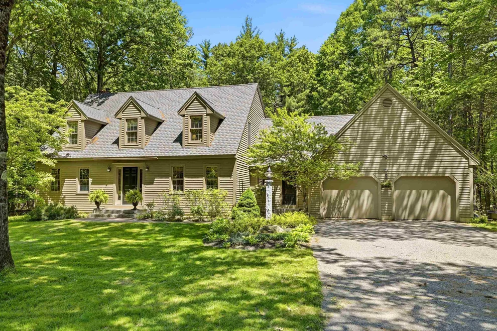 Unit for sale at 10 Pine, Newfields, NH 03856