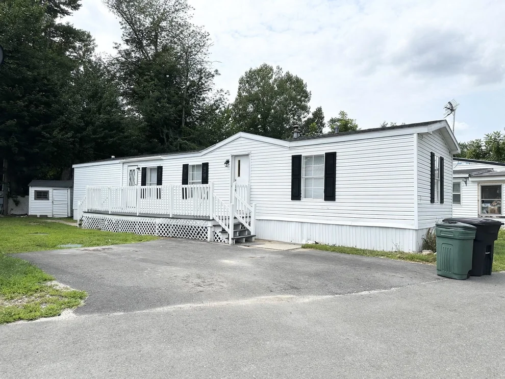 Unit for sale at 16 Bradford, Litchfield, NH 03052