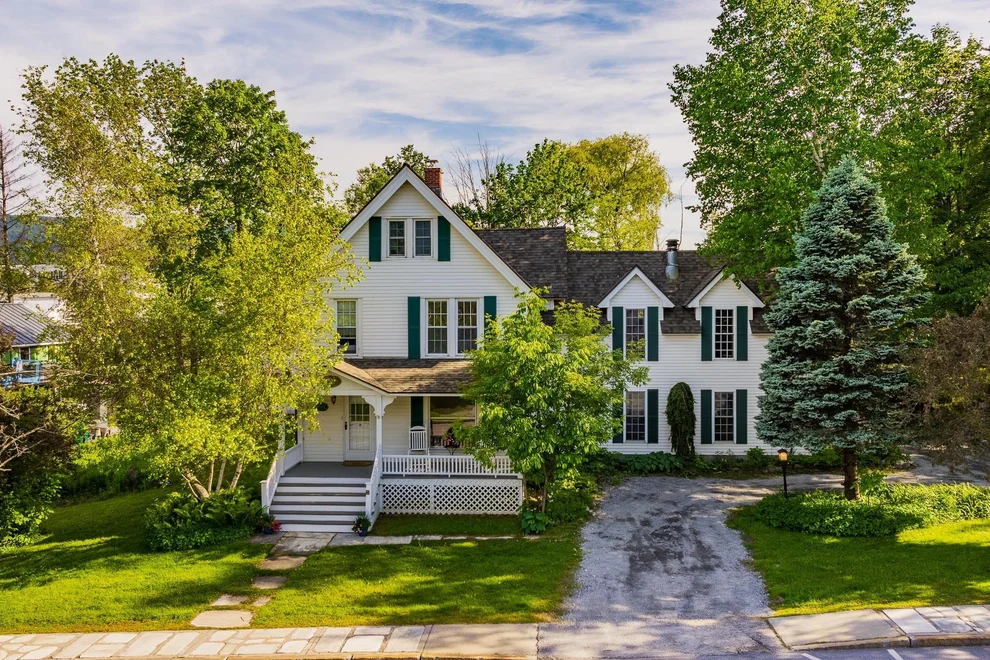 Unit for sale at 238 Seminary, Manchester, VT 05254