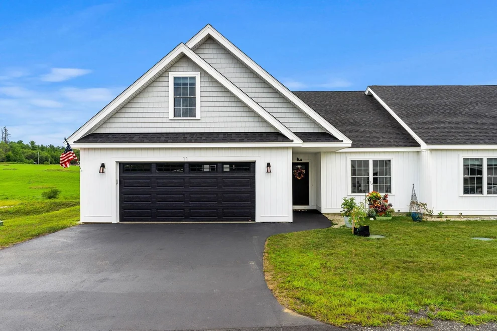 Unit for sale at 11 Brook, Northwood, NH 03261