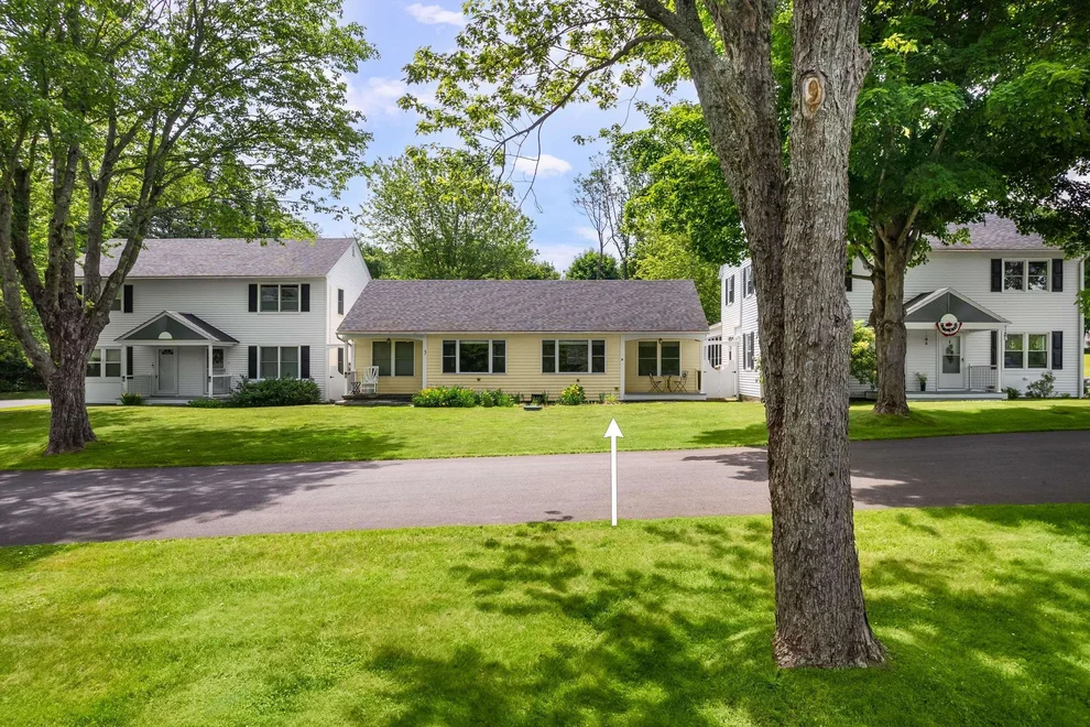 Unit for sale at 18 Woodside Meadow, York, ME 03909