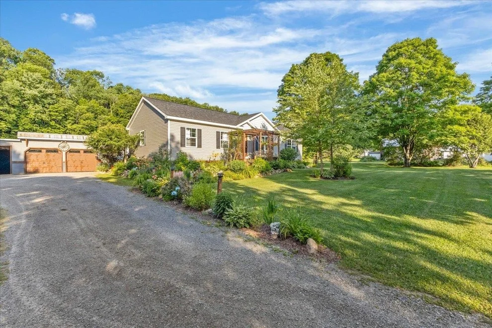 Unit for sale at 1916 West River, Lincoln, VT 05443