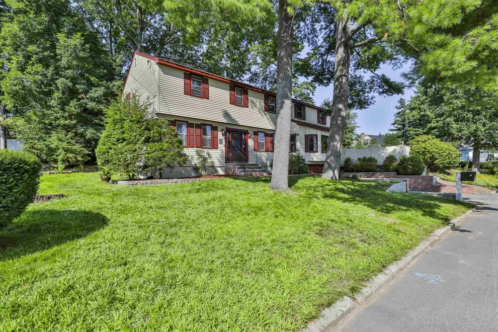 Unit for sale at 28 Danbury, Nashua, NH 03064