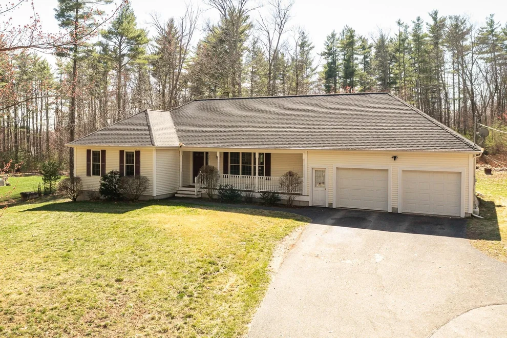 Unit for sale at 227 Lowell, Rochester, NH 03867