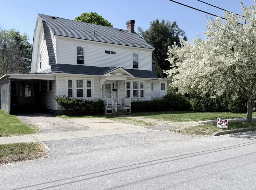 Unit for sale at 118 Park, Rutland City, VT 05701