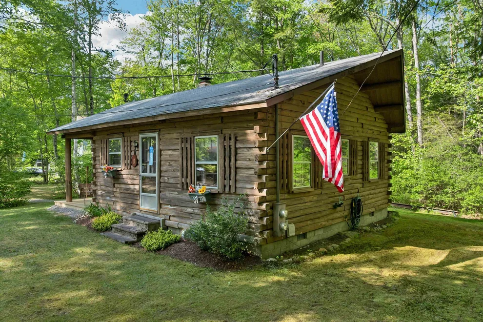 Unit for sale at 11 Dustin, Barnstead, NH 03225