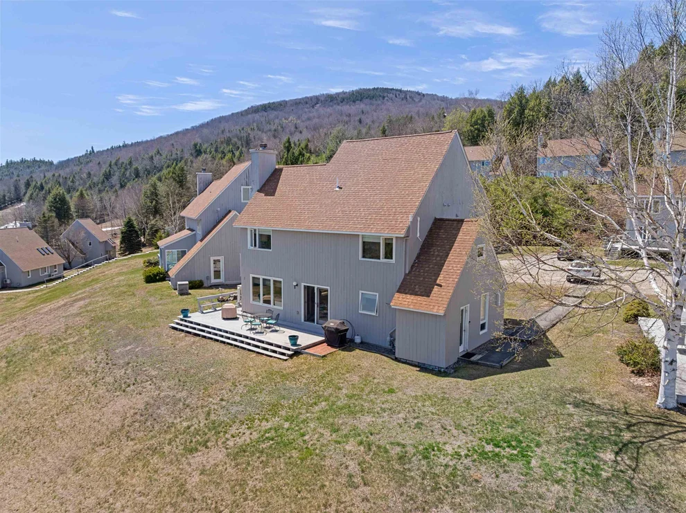 Unit for sale at 11 Rocky Point, Plymouth, NH 03264