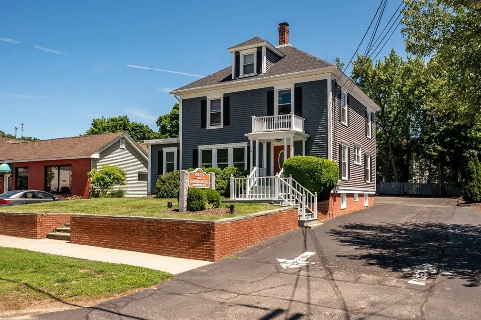Unit for sale at 627 Central, Dover, NH 03820