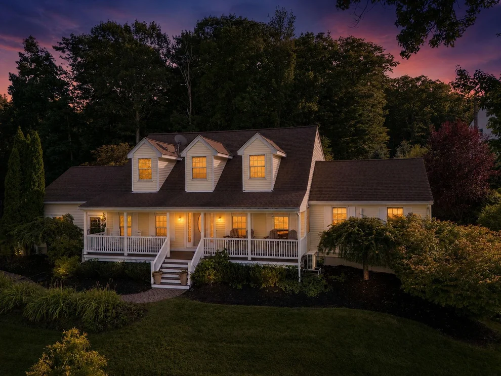 Unit for sale at 16 Rocky, Epping, NH 03042
