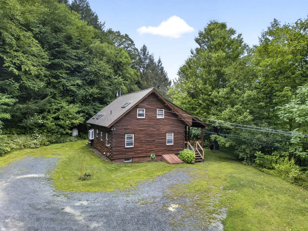 Unit for sale at 220 Hill, Alstead, NH 03602