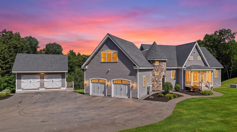 Unit for sale at 4 South Grater, Merrimack, NH 03054