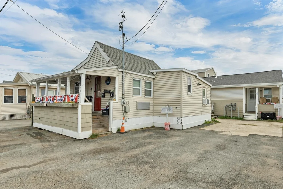 Unit for sale at 9 Riverview, Hampton, NH 03842