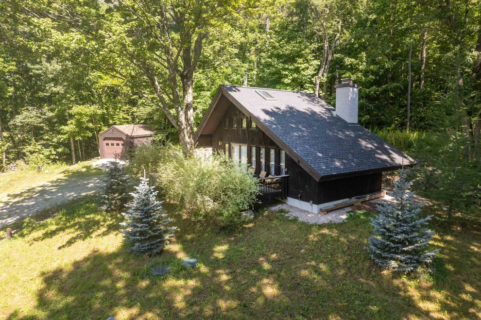 Unit for sale at 904 Austin Hill, Rochester, VT 05767