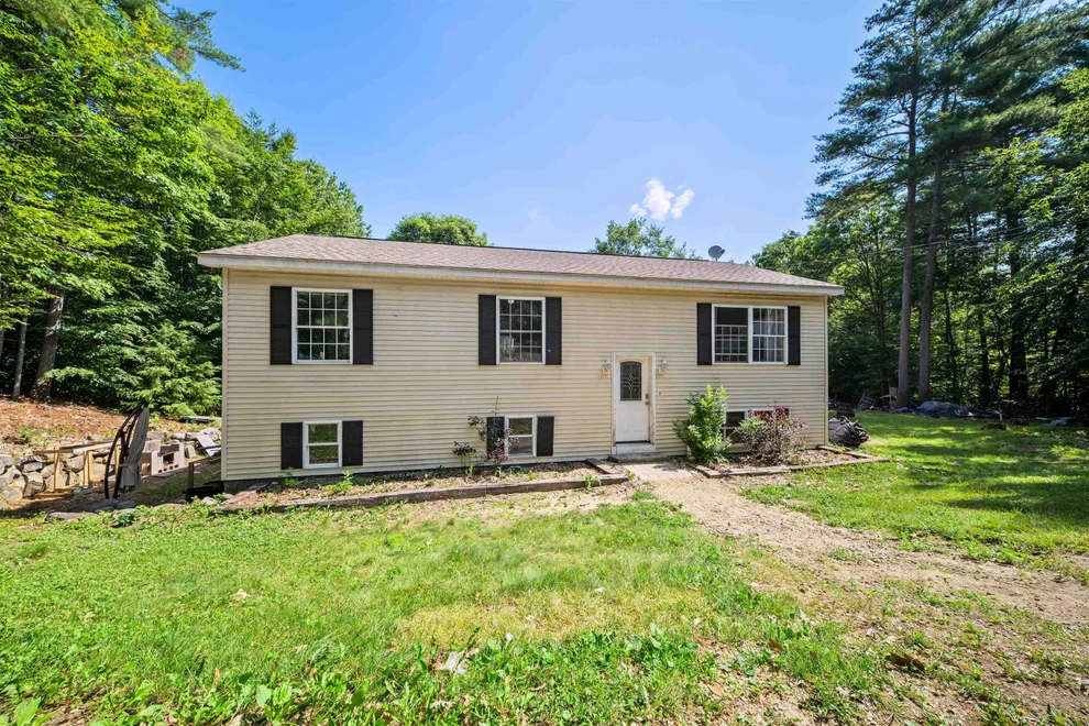 Unit for sale at 47 Henry, Effingham, NH 03882