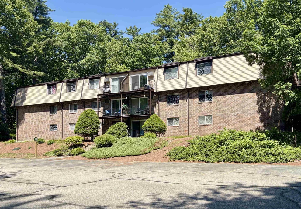Unit for sale at 13 Silvestri, Derry, NH 03038