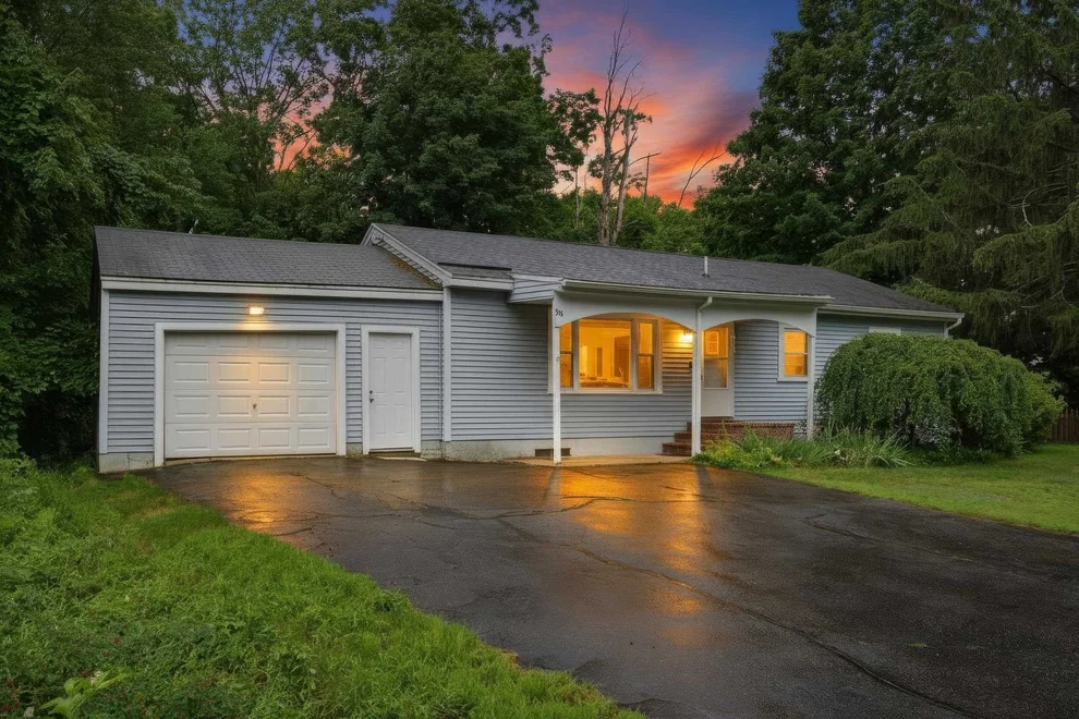 Unit for sale at 96 Saint Laurent, Epping, NH 03042
