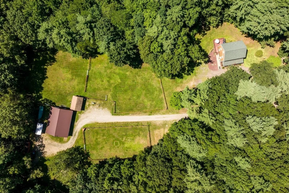 Unit for sale at 35 Route 111, Kingston, NH 03848