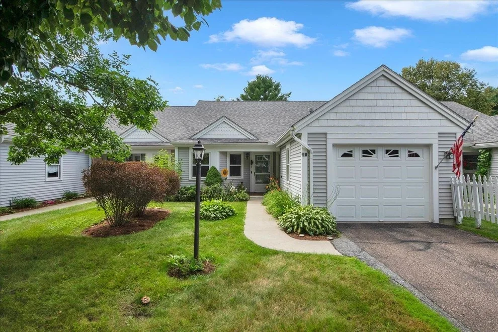 Unit for sale at 16 Clover, Essex, VT 05452