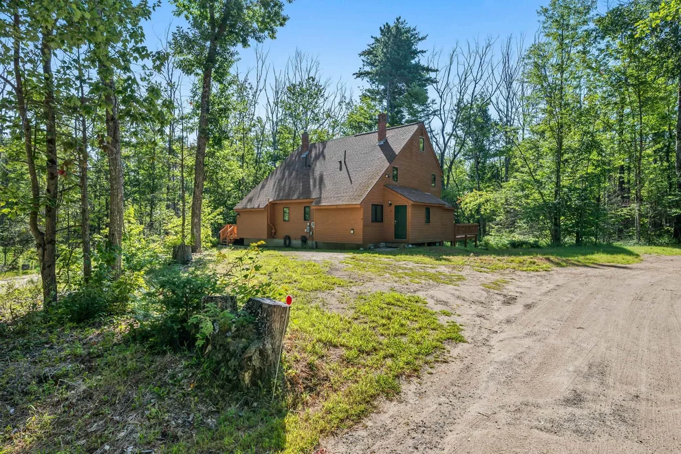 Unit for sale at 27 Abbey, Conway, NH 03818