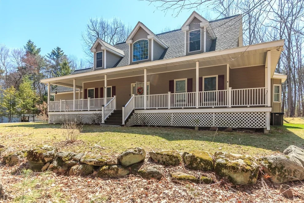 Unit for sale at 28 Fairway, Merrimack, NH 03054