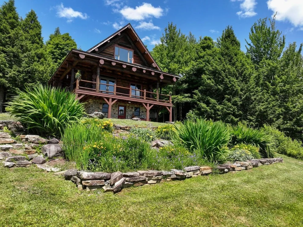 Unit for sale at 602 South Richford, Richford, VT 05470