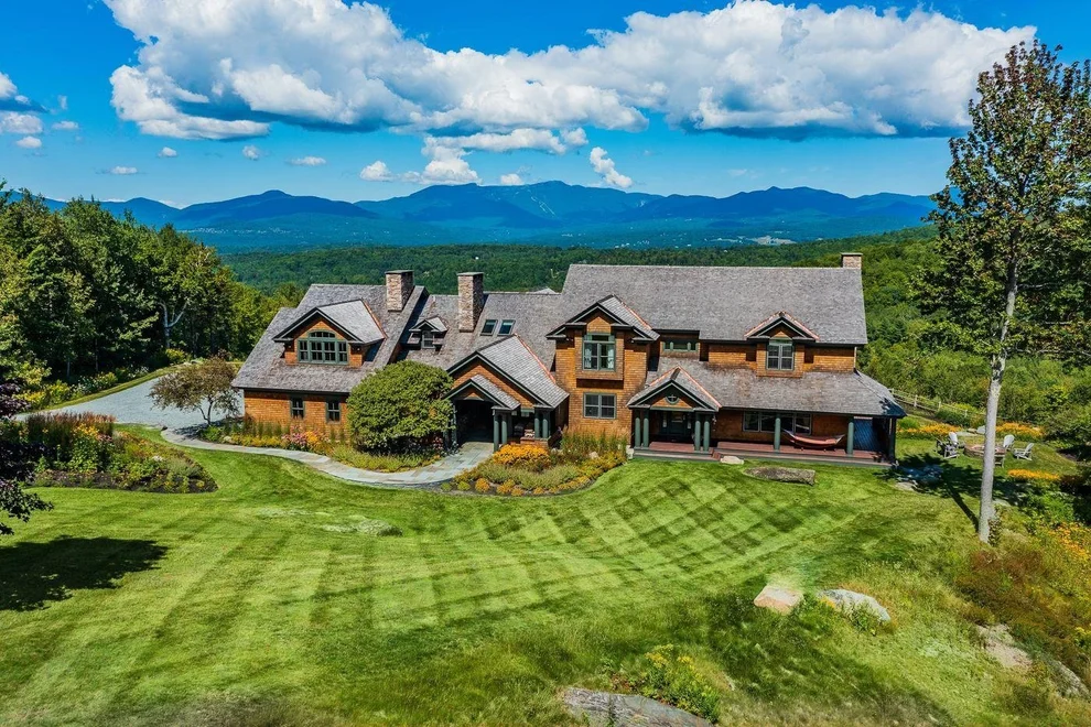 Unit for sale at 675 Putnam Forest, Stowe, VT 05672