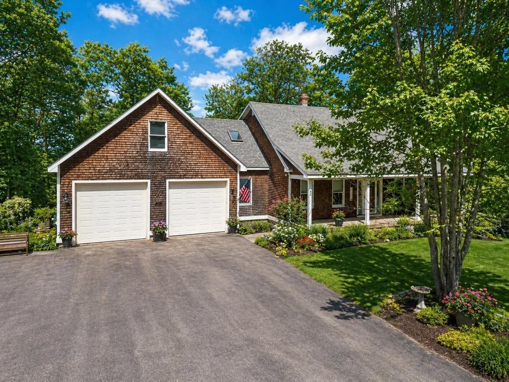 Unit for sale at 83 Valley Dam, Barnstead, NH 03225
