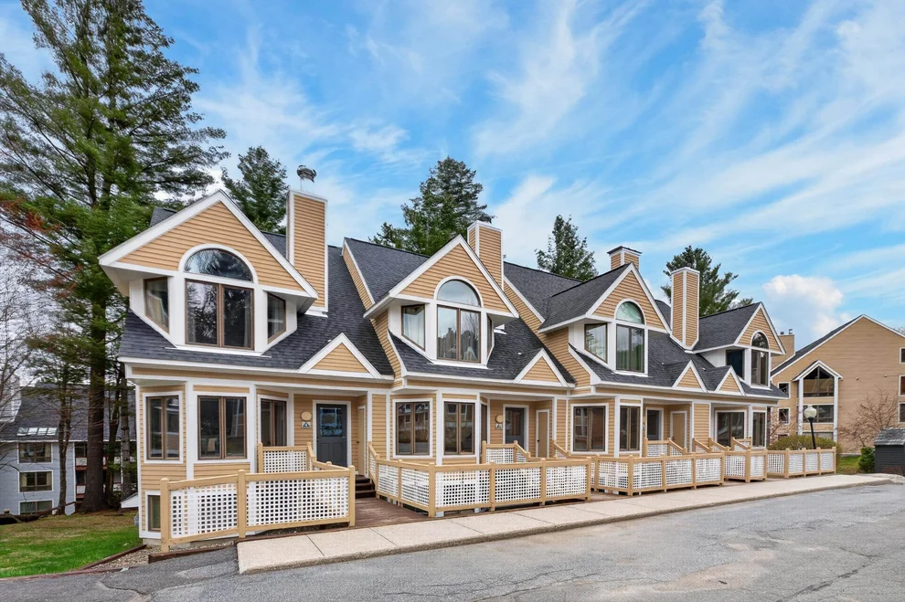 Unit for sale at 2C Townhouse, Dover, VT 05356