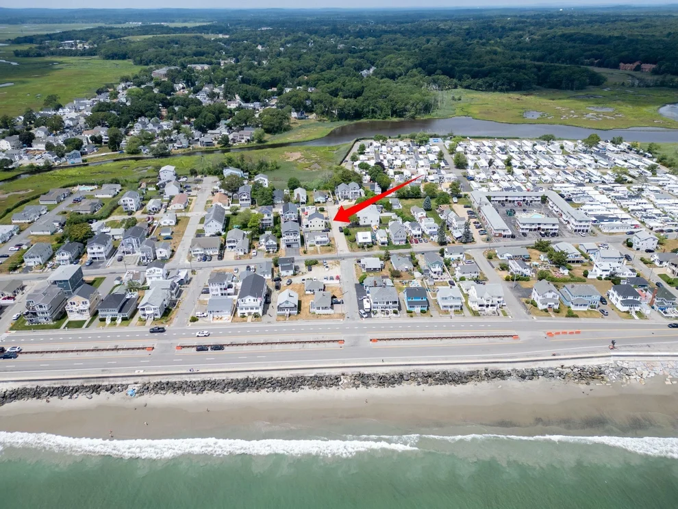 Unit for sale at 7 Redman, Hampton, NH 03842