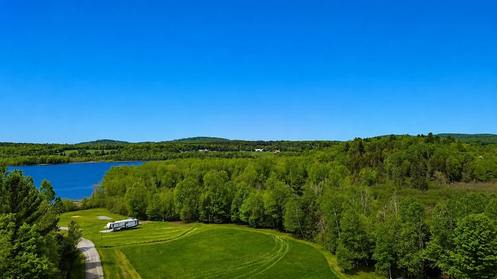 Unit for sale at 214 Little Salem, Derby, VT 05829