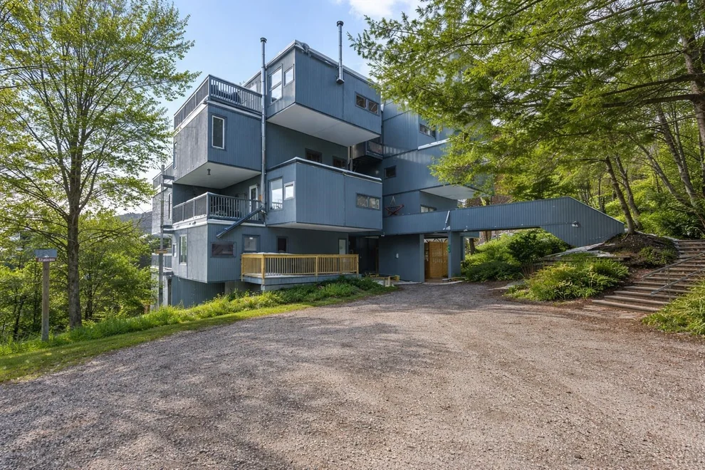 Unit for sale at 355 Summit, Warren, VT 05674