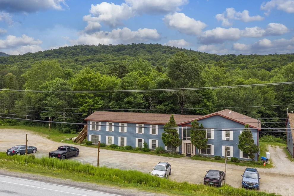 Unit for sale at 6852 US Route 4, Mendon, VT 05701