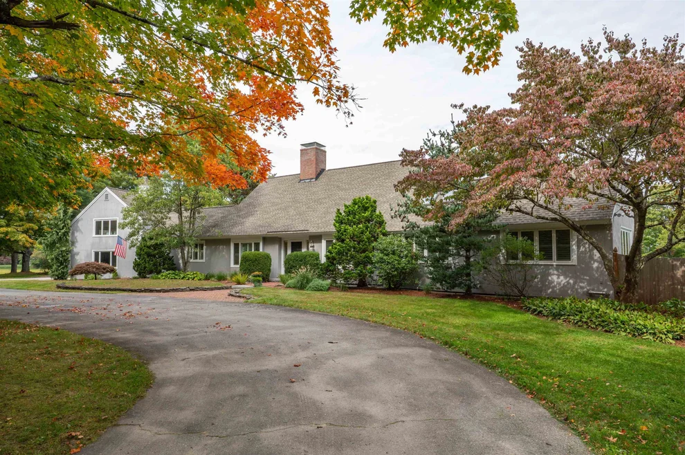Unit for sale at 64 Richardson, Hollis, NH 03049