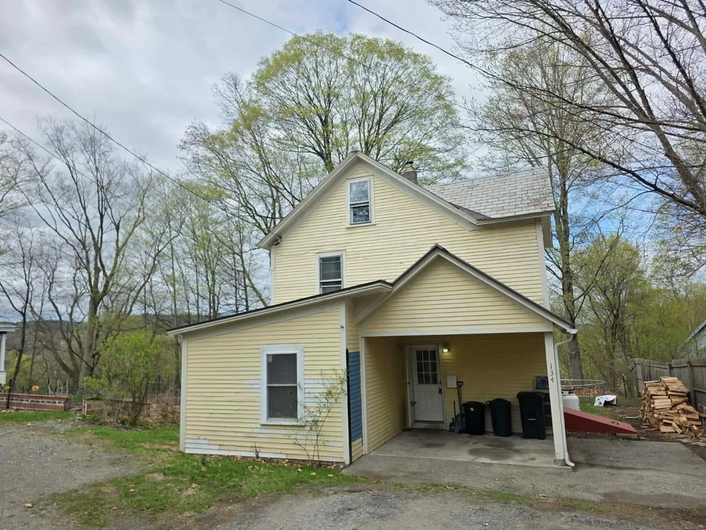 Unit for sale at 134 Washington, Brattleboro, VT 05301