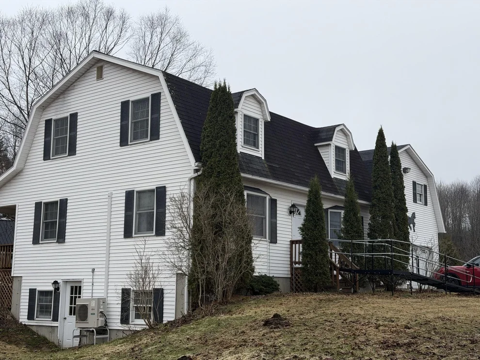 Unit for sale at 3724 Vt Route 105, Derby, VT 05829