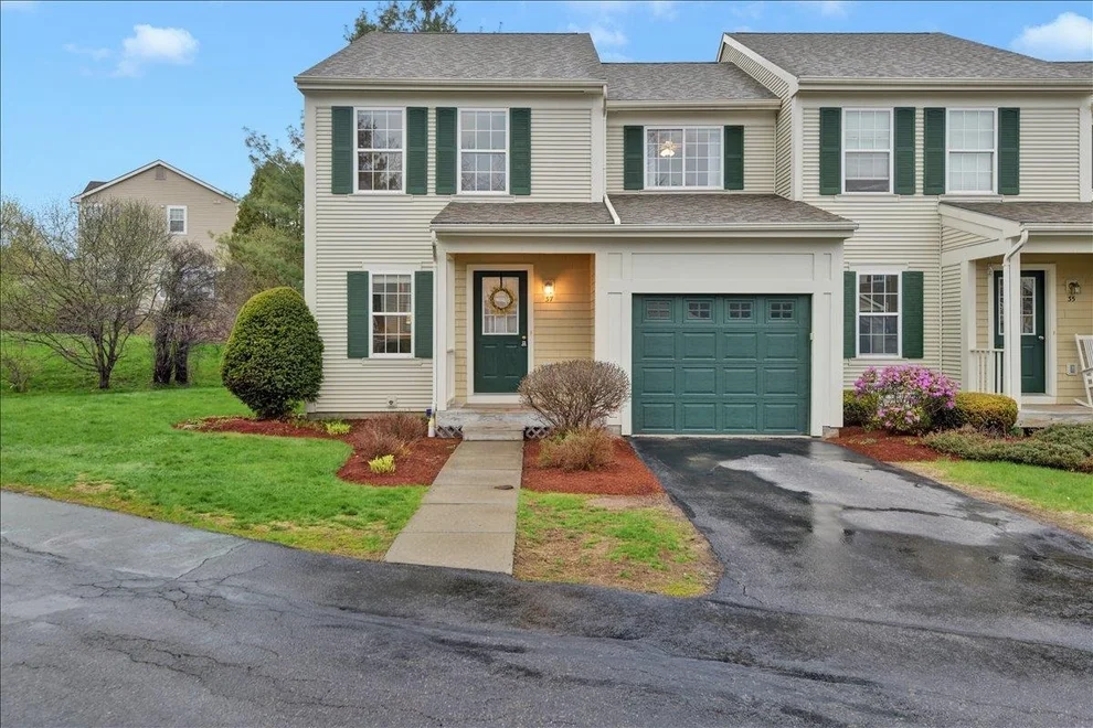 Unit for sale at 37 Fox Run, Essex, VT 05452