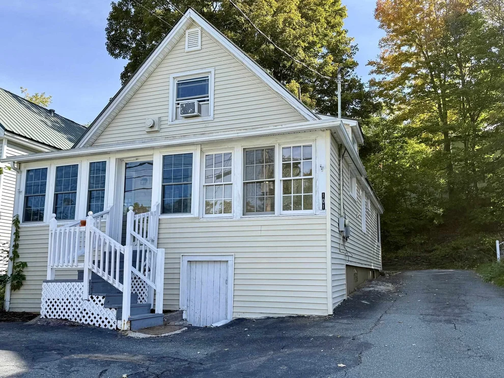 Unit for sale at 101 Caledonia, St. Johnsbury, VT 05819