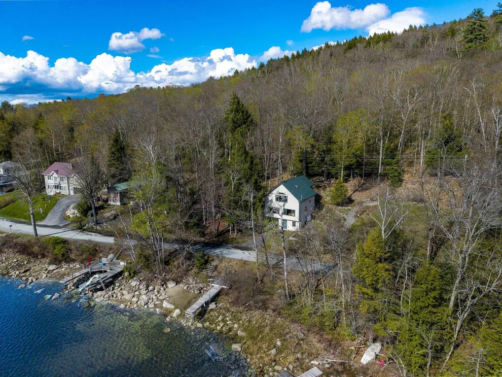 Unit for sale at 1068 Goose Pond, Canaan, NH 03741