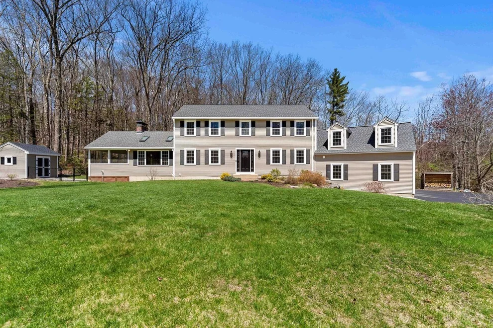 Unit for sale at 75 Birkdale, Bedford, NH 03110