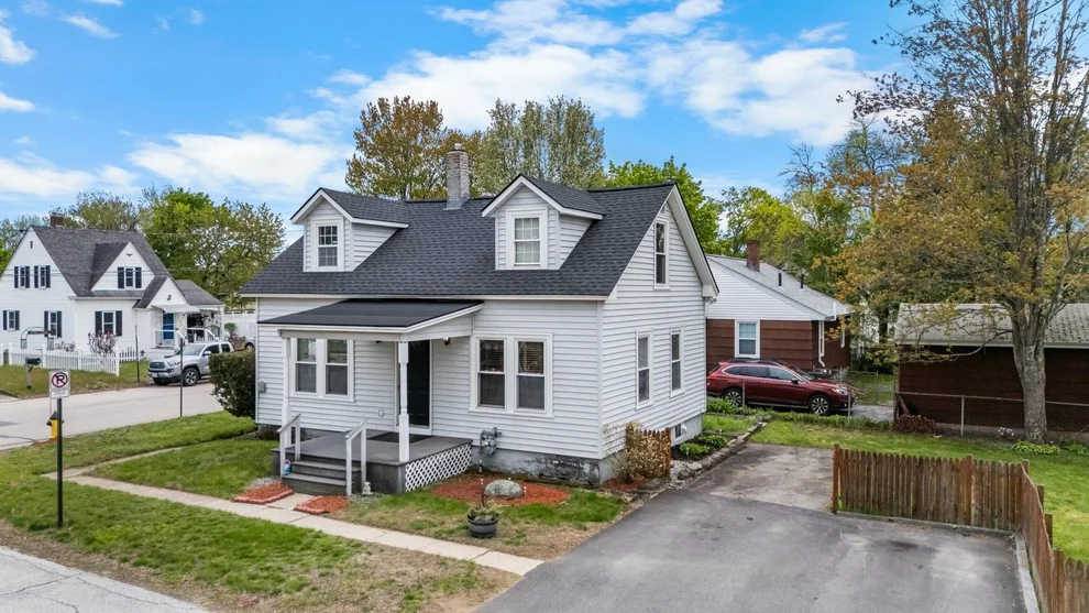 Unit for sale at 4 Master, Manchester, NH 03102