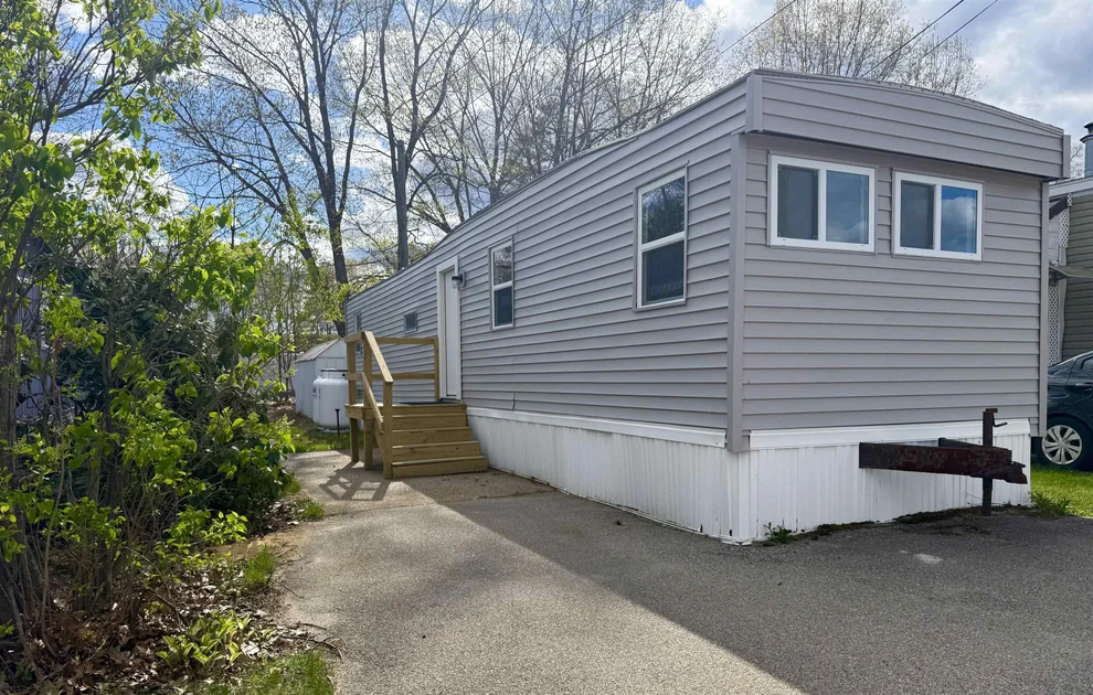 Unit for sale at 16 Polly Ann MHP, Dover, NH 03820