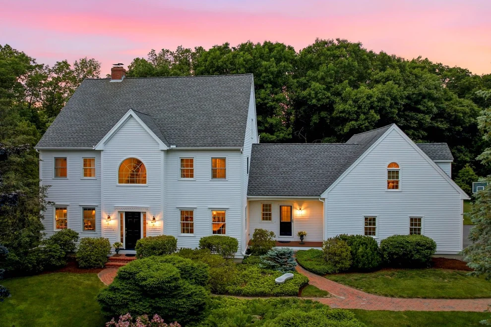 Unit for sale at 4 Berry Hill, Stratham, NH 03885