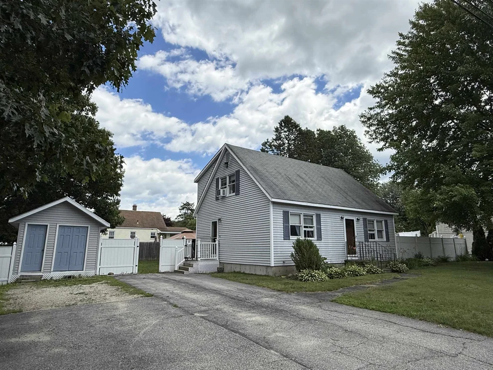 Unit for sale at 7 Willow, Allenstown, NH 03275