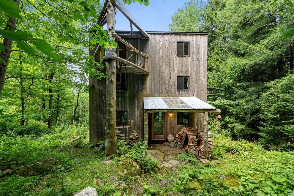 Unit for sale at 55 Stuart, Waterbury, VT 05676