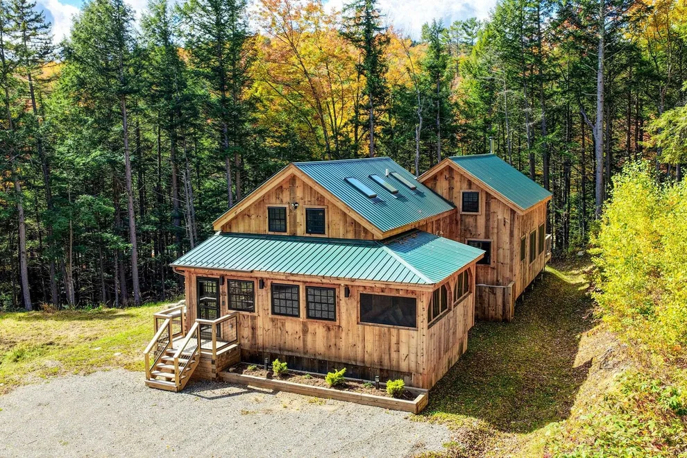 Unit for sale at 470 Middletown, Andover, VT 05143