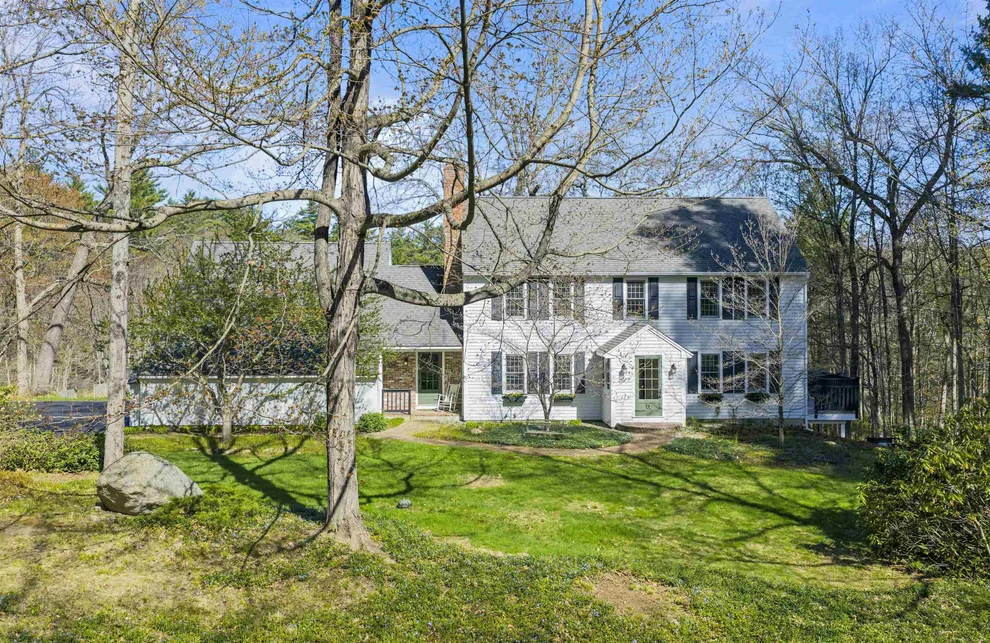Unit for sale at 12 Candlewood, Amherst, NH 03031