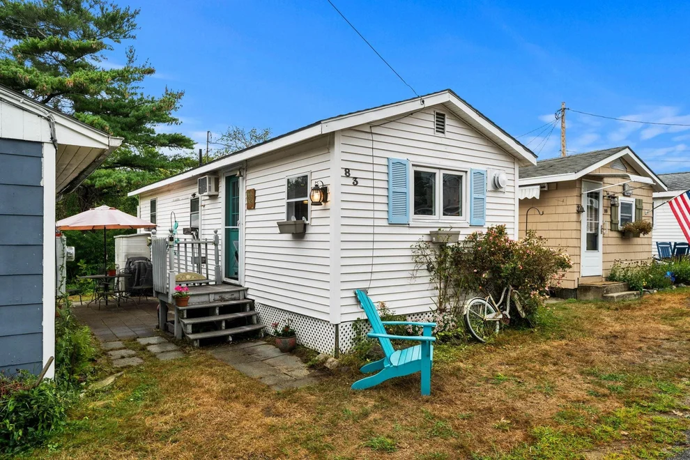 Unit for sale at 83 Acorn, Hampton, NH 03842