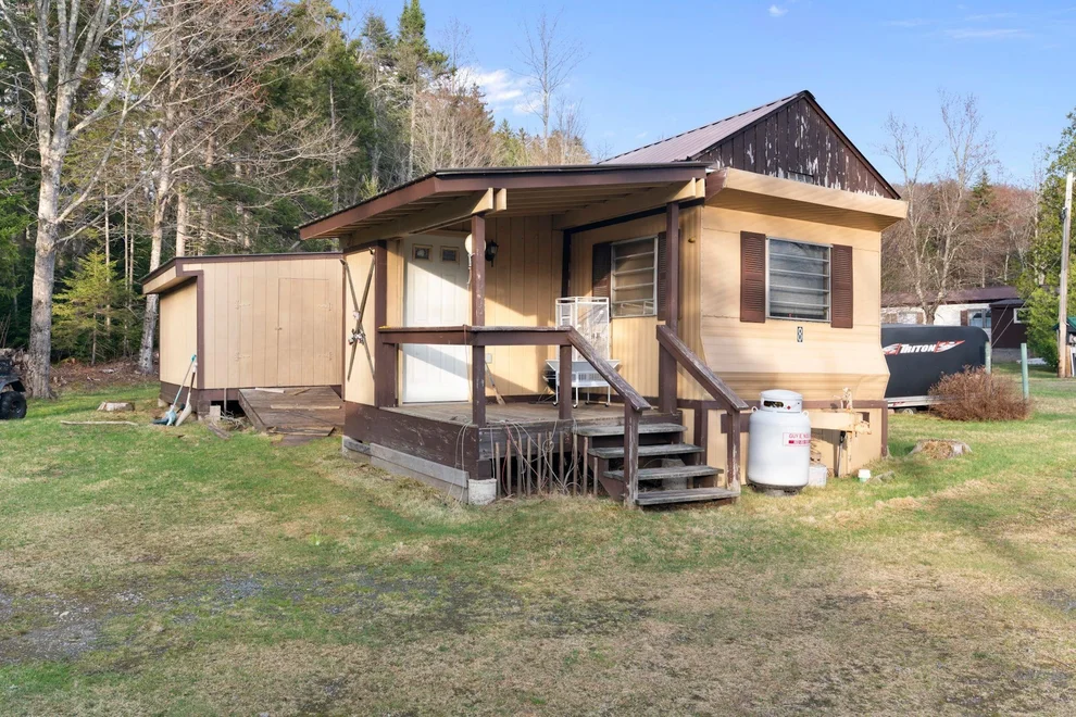 Unit for sale at 8 Dorf Auf Radar, Wilmington, VT 05363