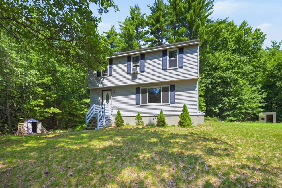 Unit for sale at 95 Whittier, Fremont, NH 03044