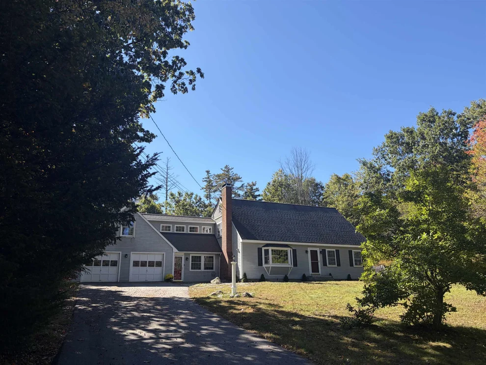 Unit for sale at 14 Pinewood, Amherst, NH 03031